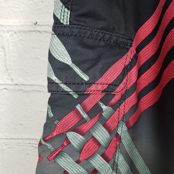 Nike 6.0 Men's Black Gray with Multi-colored Shoe Strings Swim Shorts Size 34 - Picture 13 of 13